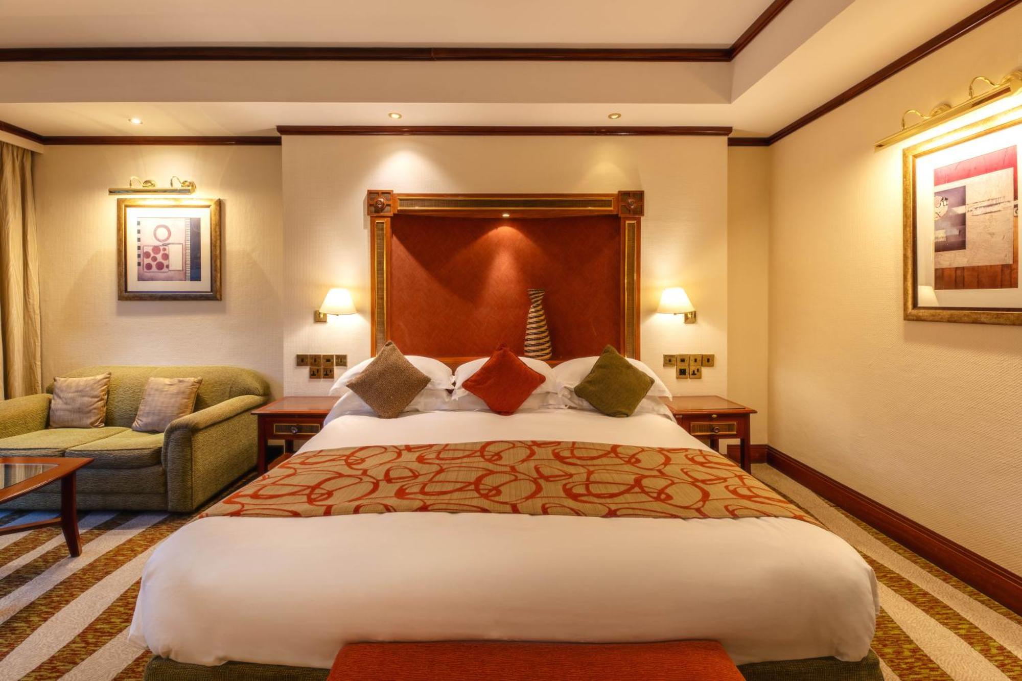 Kigali Serena Hotel Экстерьер фото
