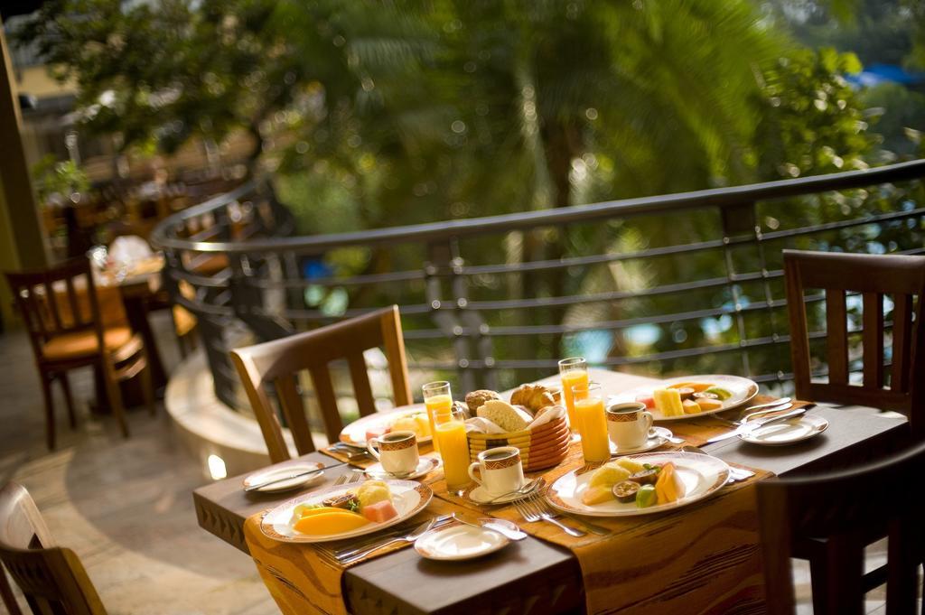 Kigali Serena Hotel Экстерьер фото